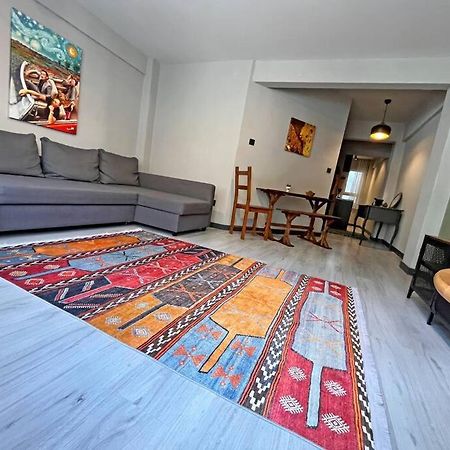Central & Cosy Flat For 4 Person Istanbul Bagian luar foto