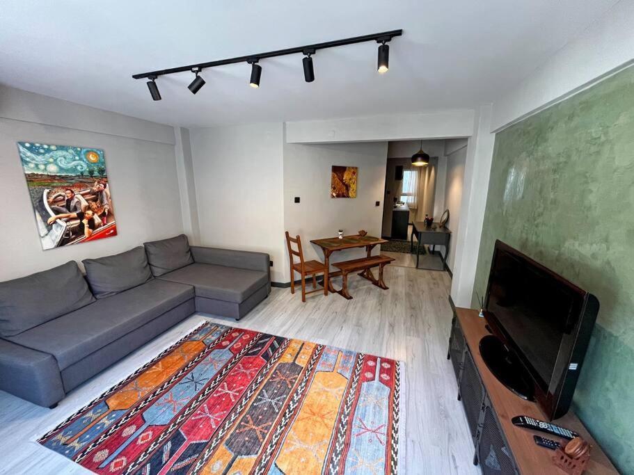 Central & Cosy Flat For 4 Person Istanbul Bagian luar foto